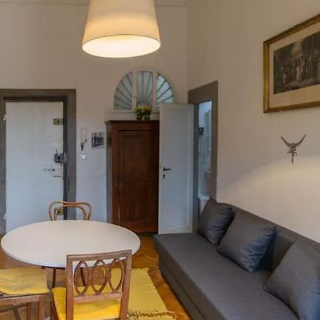 Elegant Apartment Outside Ztl & 10Min From Center Florence Exterior photo