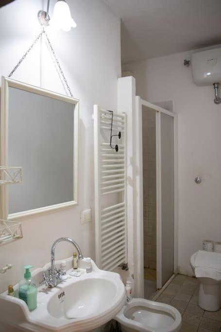 Elegant Apartment Outside Ztl & 10Min From Center Florence Exterior photo